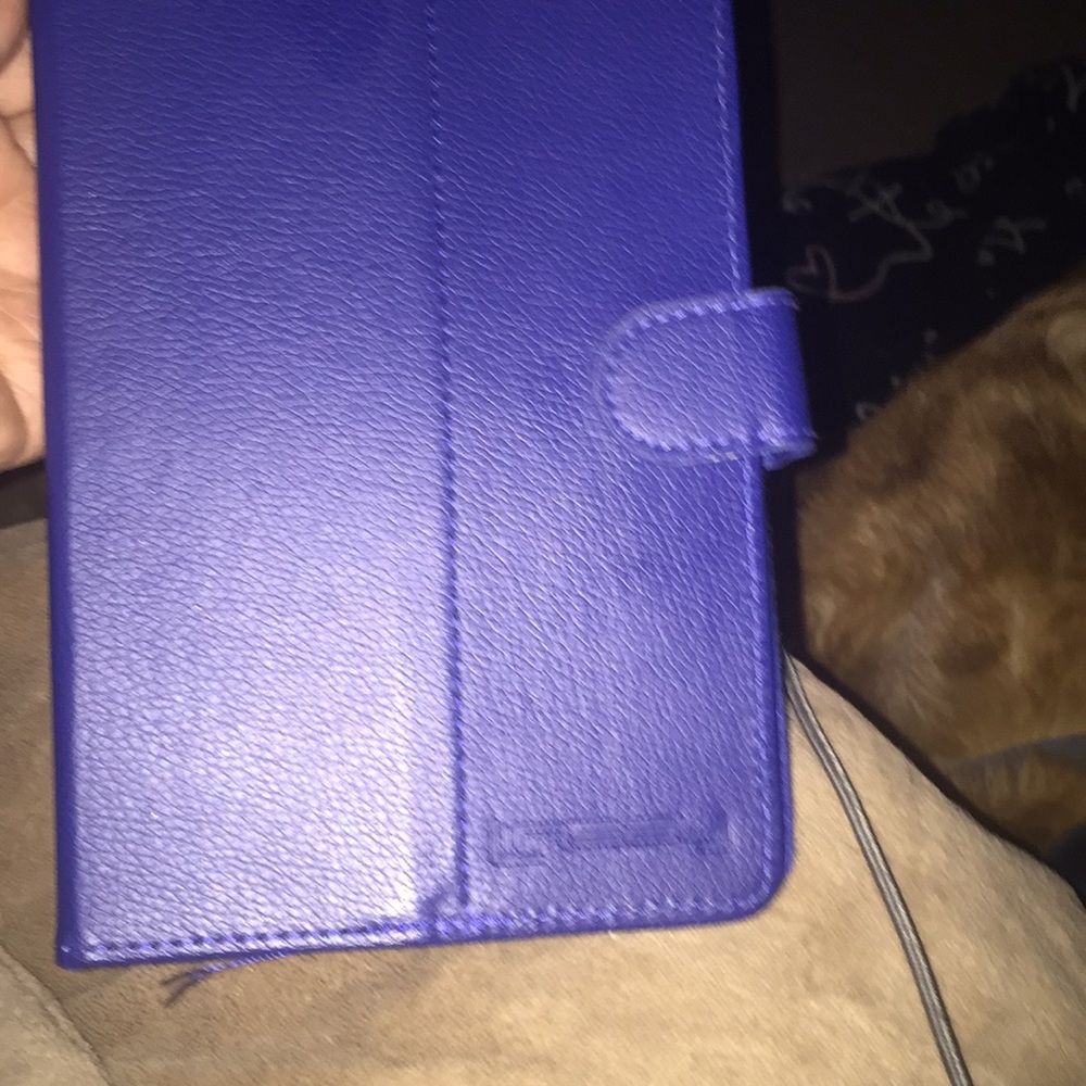7” Lindsay Tablet - Picture 11 of 13